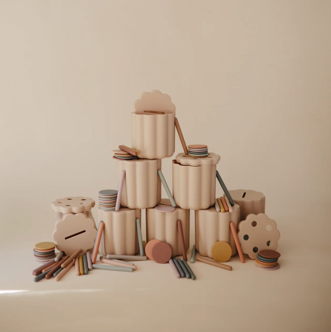 Boites à formes bâtonnets et pièces