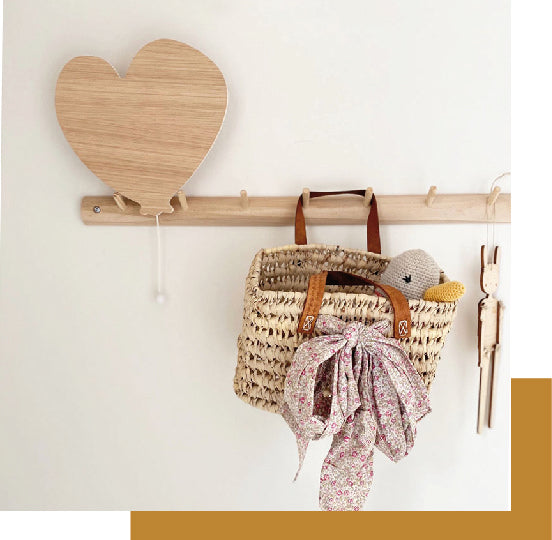 Boite à musique coeur en bois