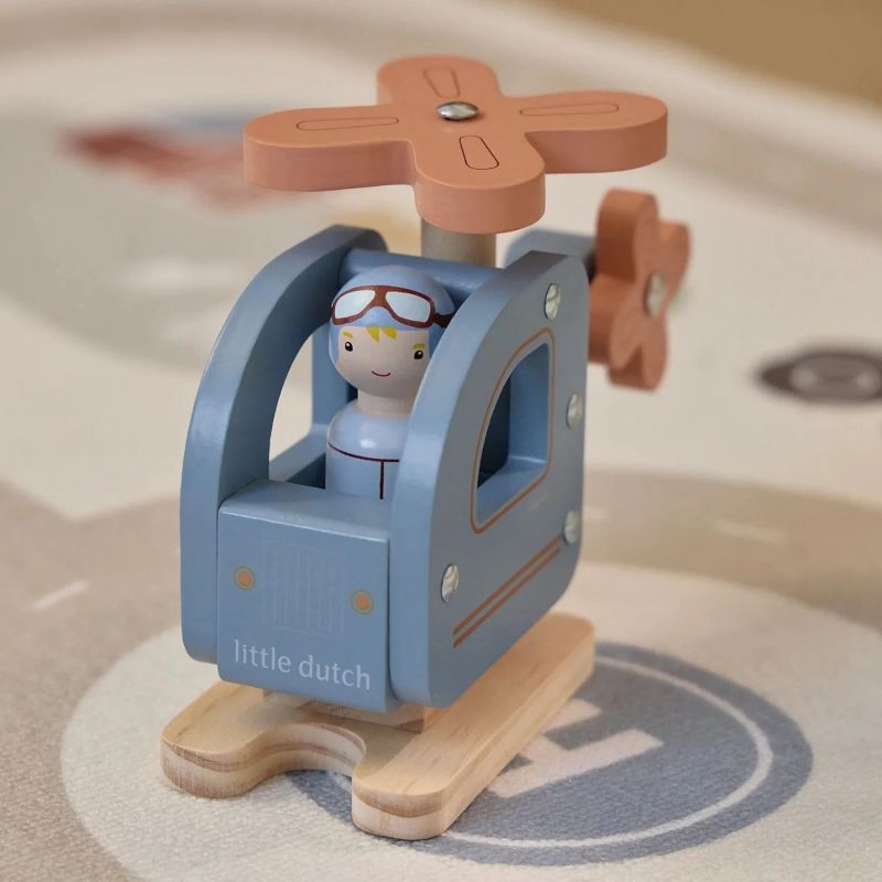 Hélicoptère avec figurine