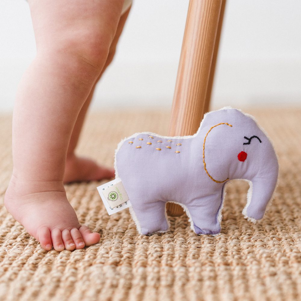 Hochet doudou éléphant en coton bio