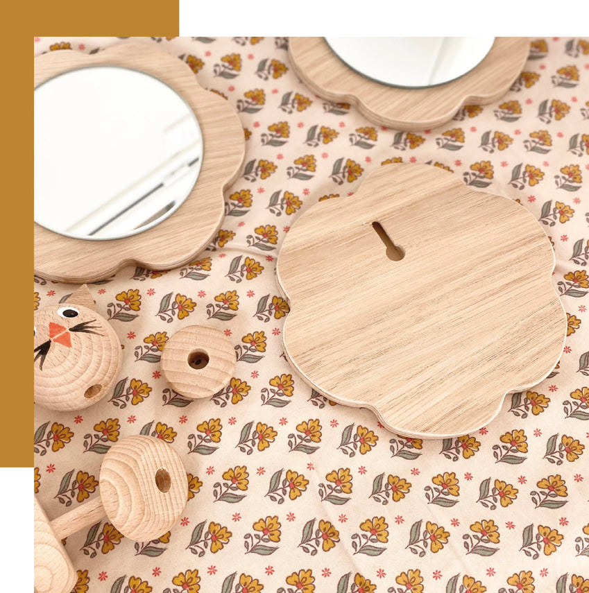 Mini miroir fleur en bois