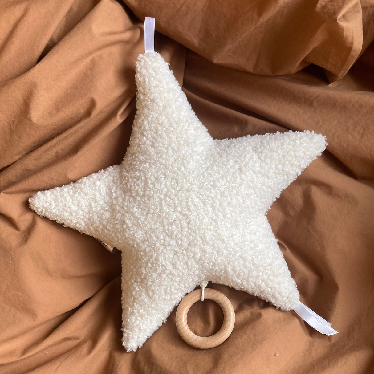 Etoile musicale Donna moumoute blanche - Mélodie Harry Potter