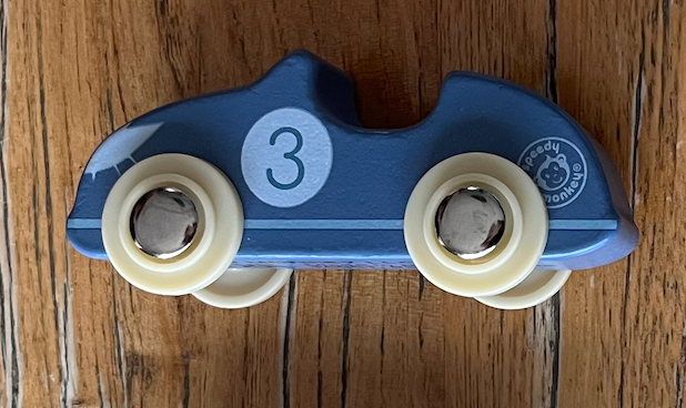 Petite voiture racing car