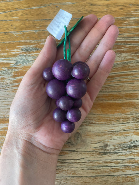 Grappe de raisin en bois pour dinette