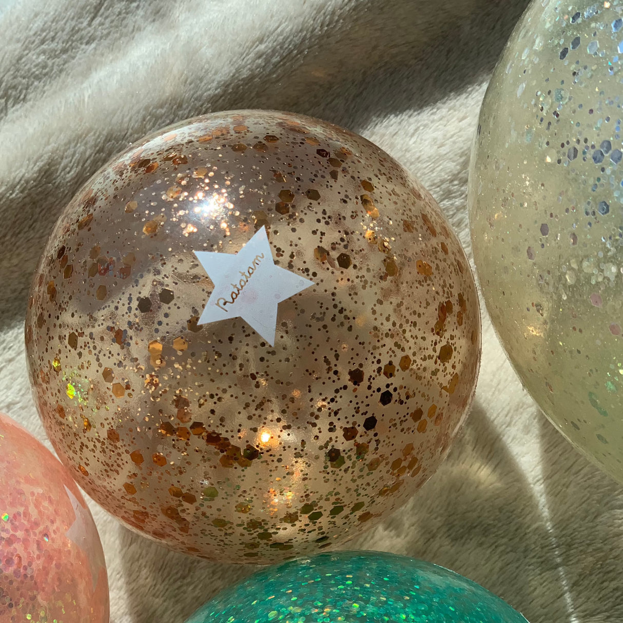 Balle de manipulation cuivre pailleté 10 cm - Ratatam