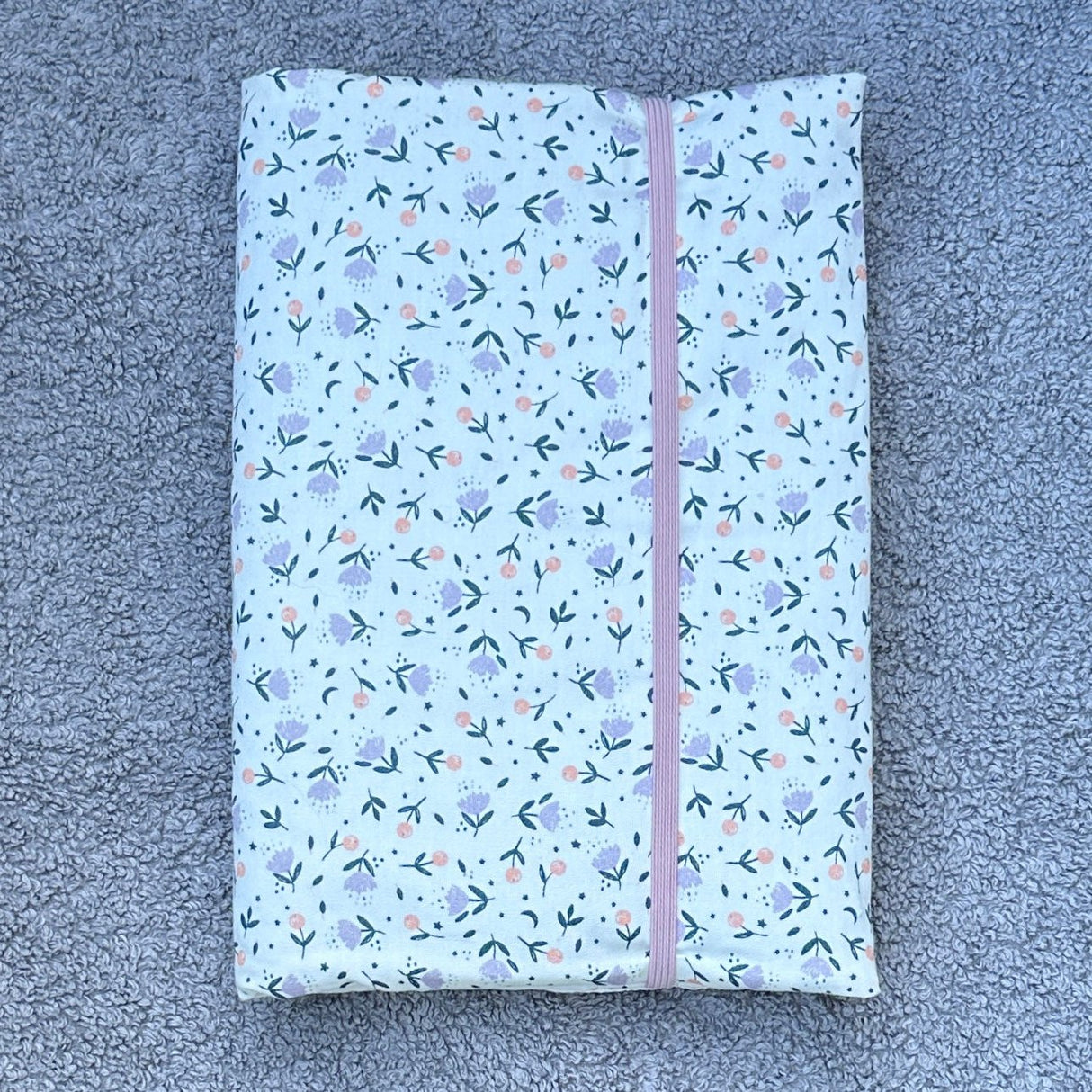 Protège carnet de santé lilas