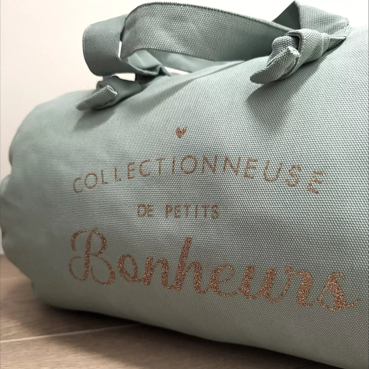 Sac Polochon "Collectionneuse de petits bonheurs" Céladon