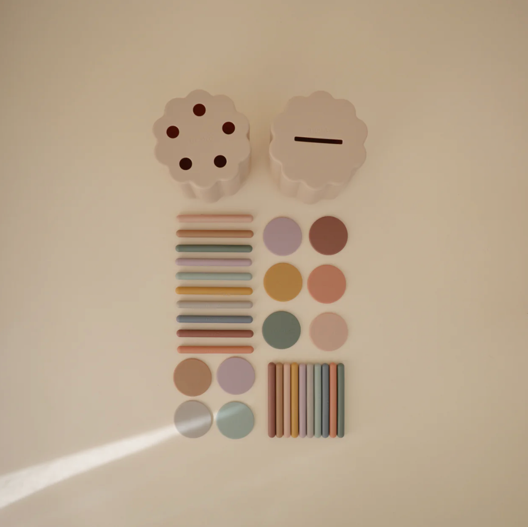 Boites à formes bâtonnets et pièces