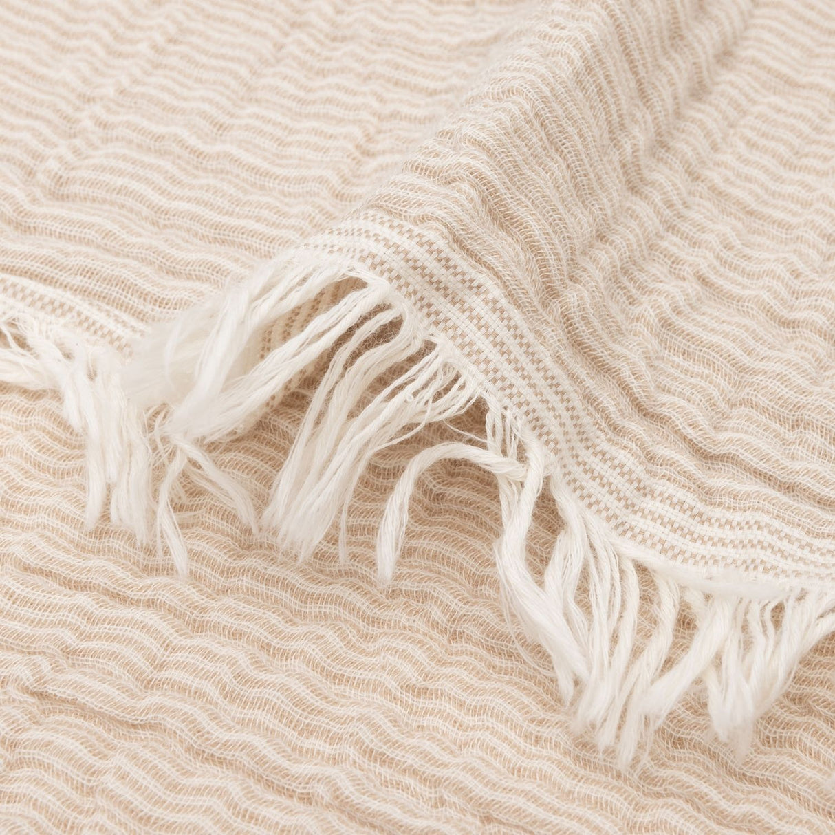 Grande couverture gaze de coton Fringe Stripe Biscuit Ivory 120x120cm