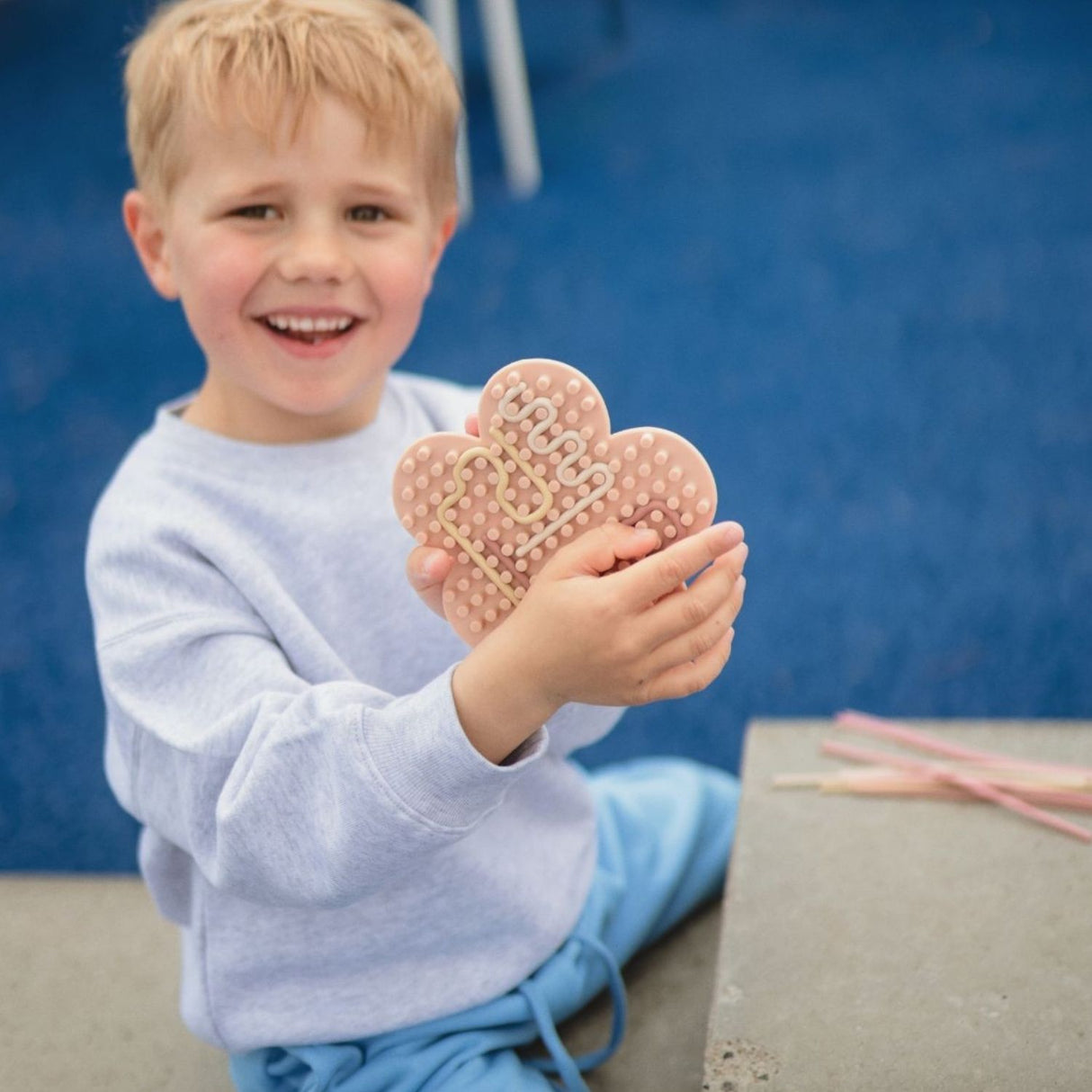 Jouet sensoriel en silicone fleurs Pastel