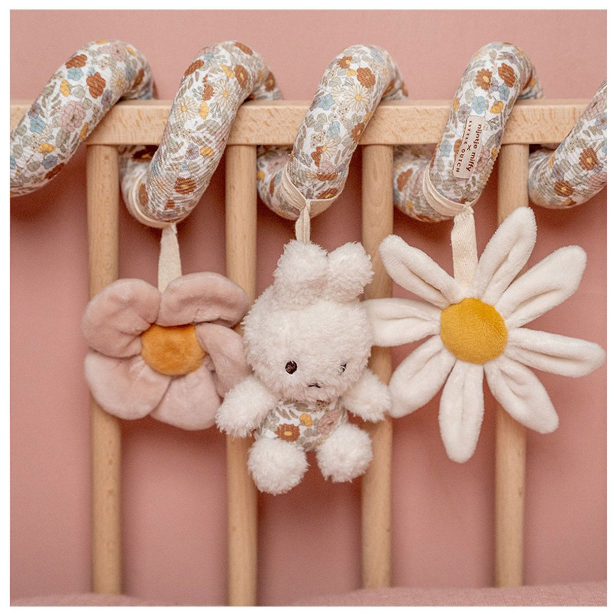 Spirales d'activités Miffy - Vintage Little Flowers