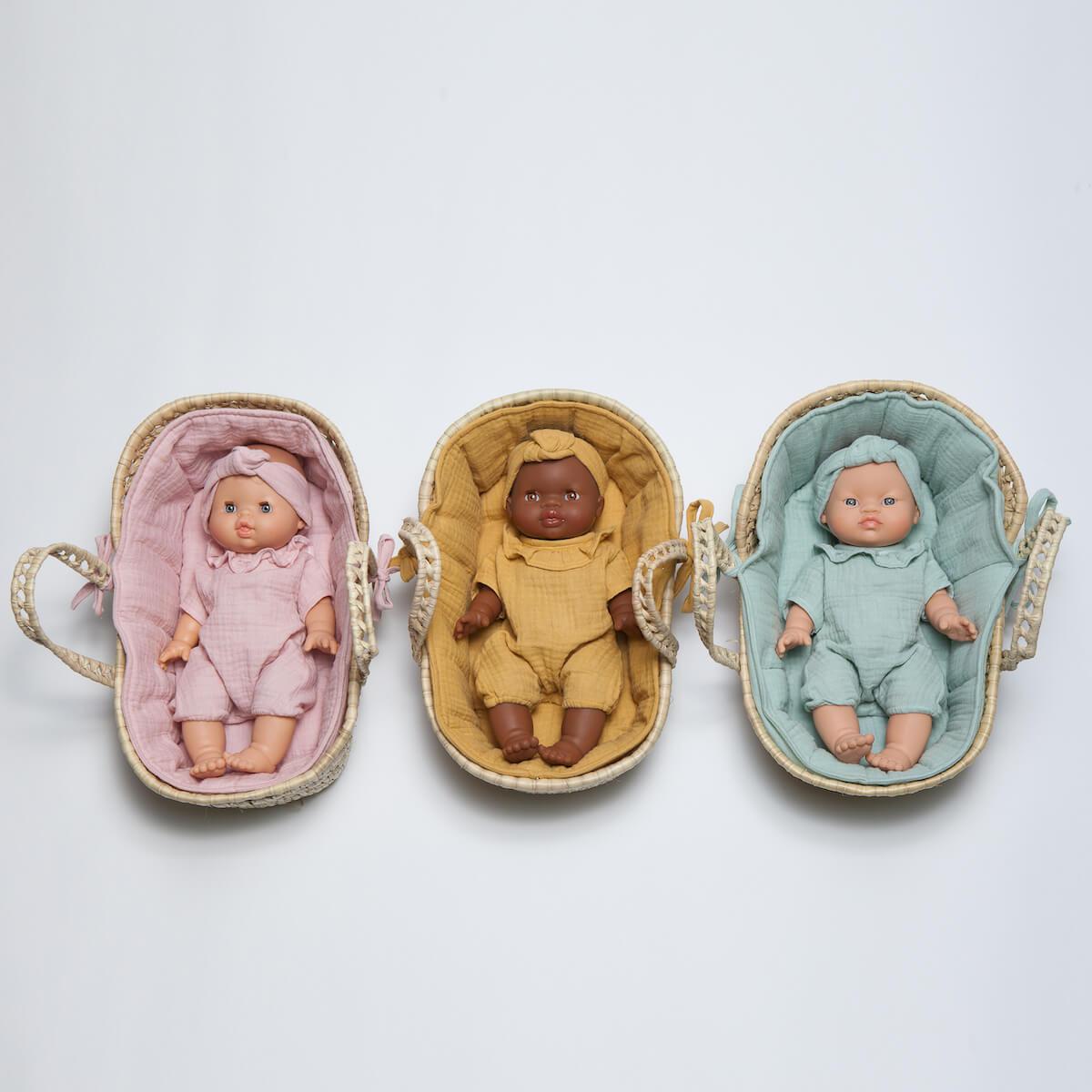 Poupée garçon Noah moutarde