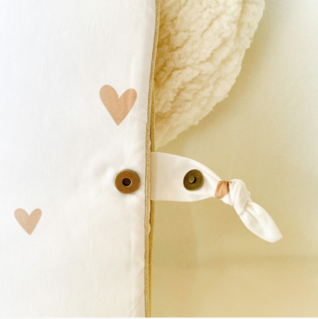 Protège carnet de santé coeur beige