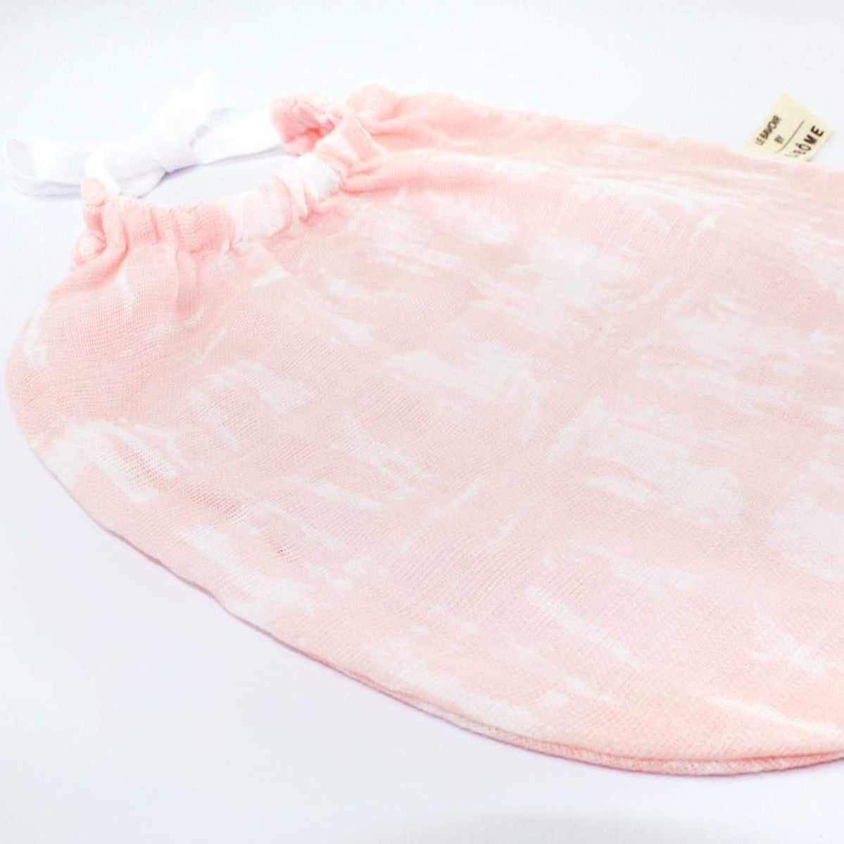 Bavoir James imprimé rose et blanc coton bio organic fabriqué en France Lebome