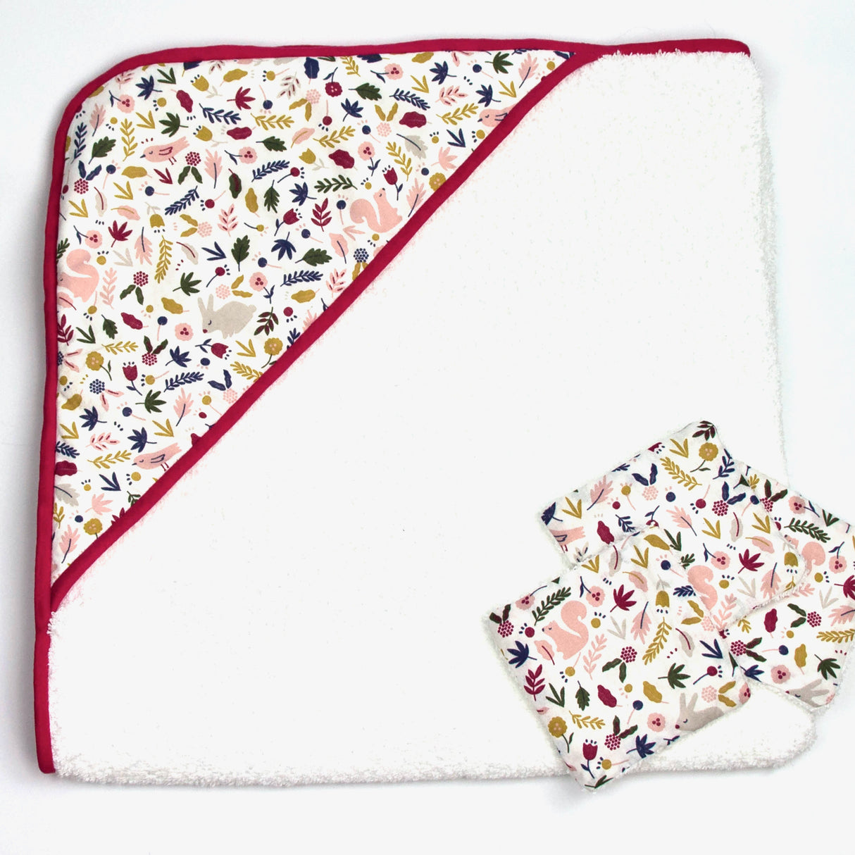 Cape de bain lapin écureuil