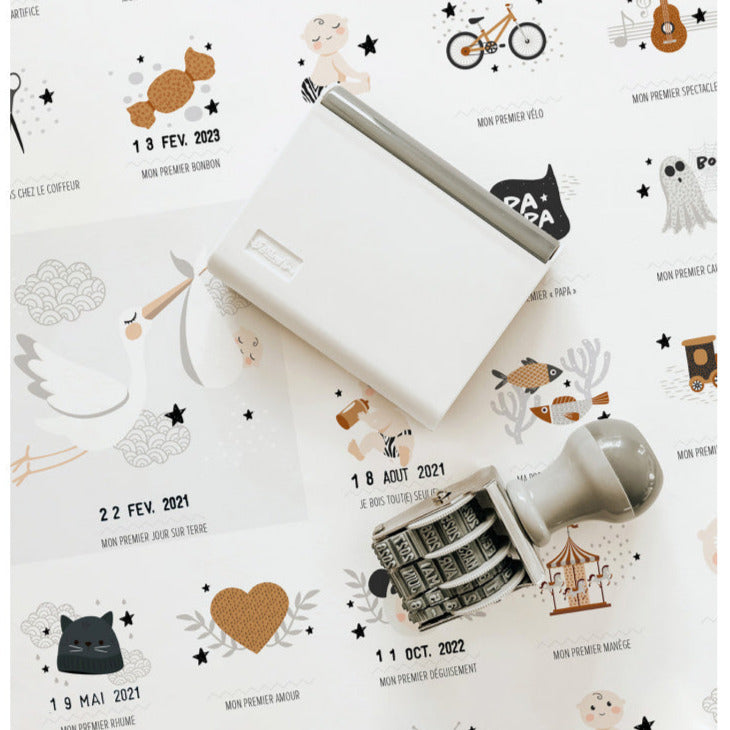 Affiche "mes premières fois" à tamponner - Les petites dates