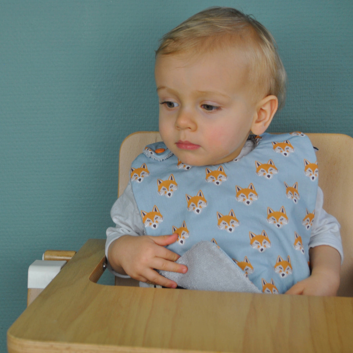 Bavoir renards bleus