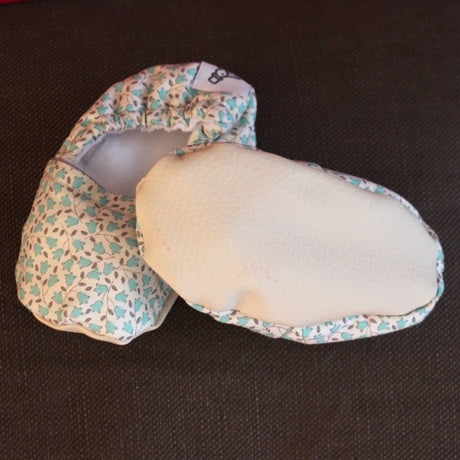 Chaussons bébé Lys