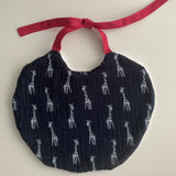 Bavoir girafe bleu marine